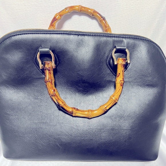 BCBG leather purse - Picture 2 of 8